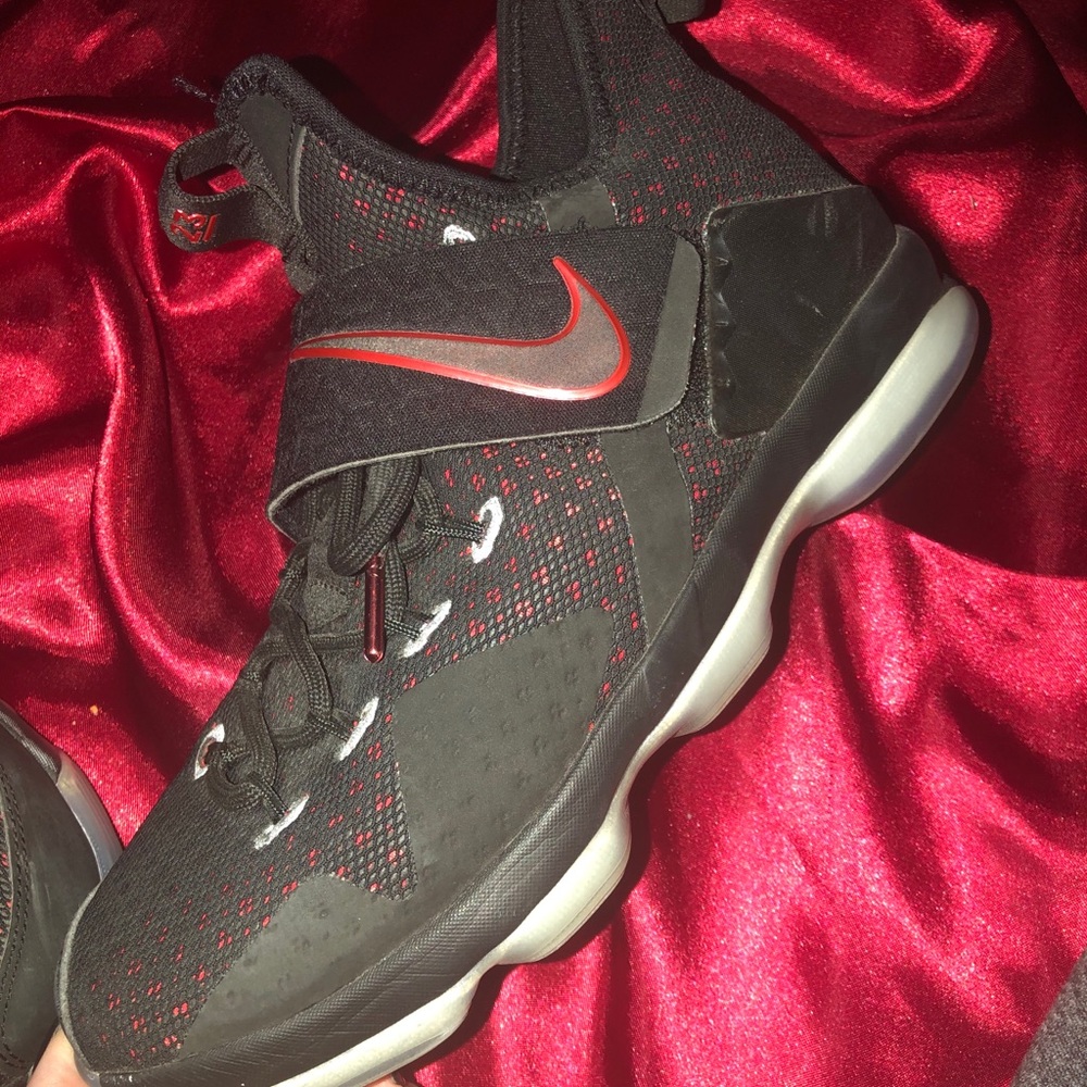 Youth Labron’s Basketball Shoes
